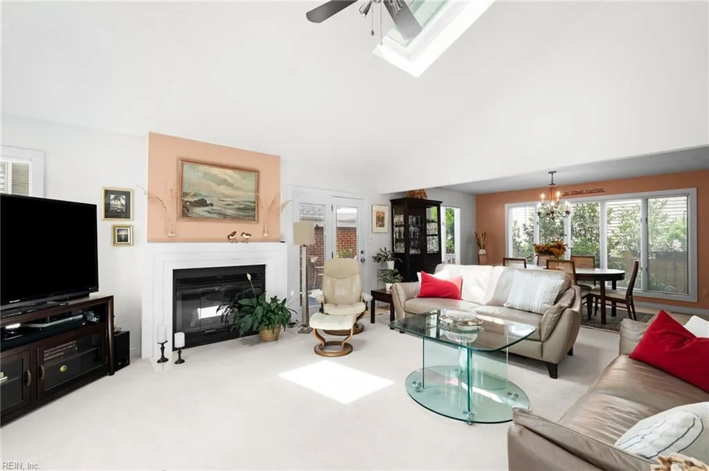 Virginia Beach, Virginia 23451, United States, 3 Bedrooms Bedrooms, ,3 BathroomsBathrooms,Residential,Active,155723