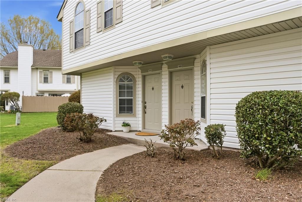 Photo of 1613 Cottenham Lane #1613C, Virginia Beach, VA 23454 (MLS # 10627629)