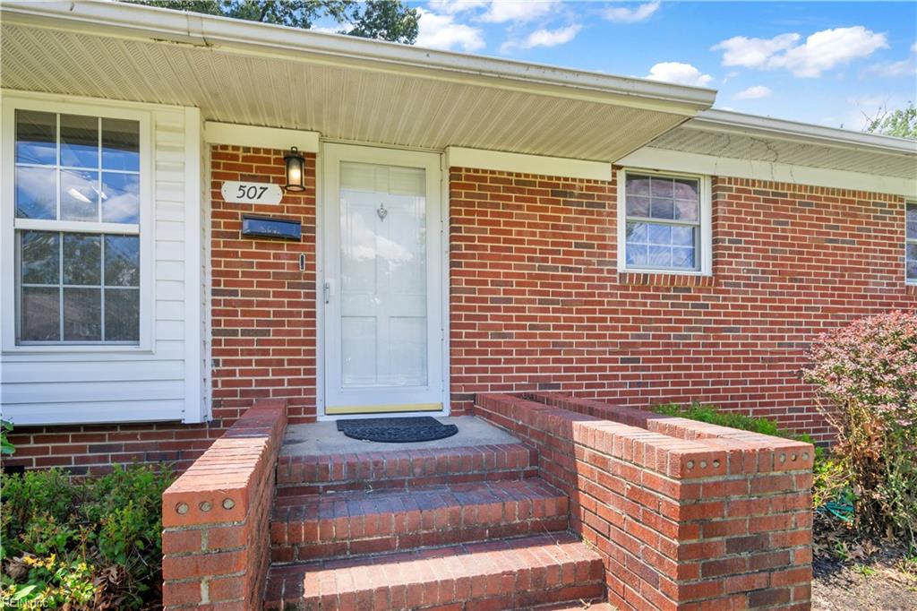 507 Brentwood DR