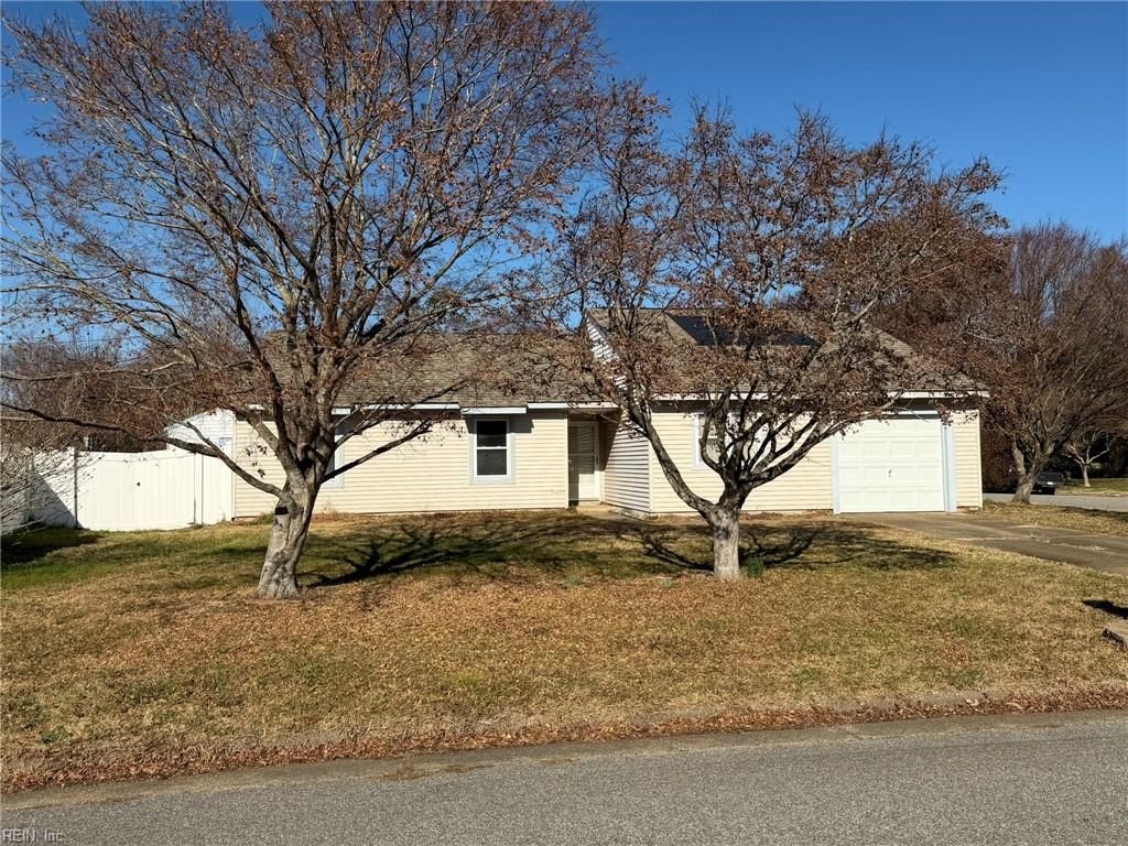 Photo of 536 Berrypick Lane, Virginia Beach, VA 23462 (MLS # 10619836)