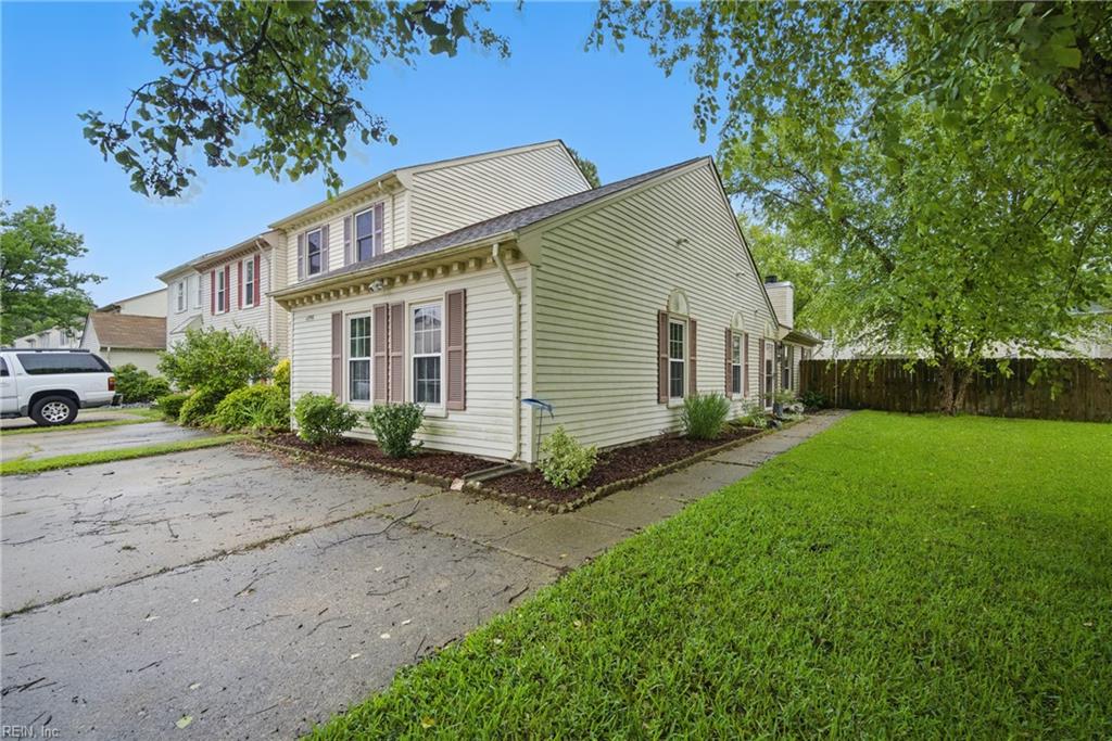 4795 Woods Edge RD