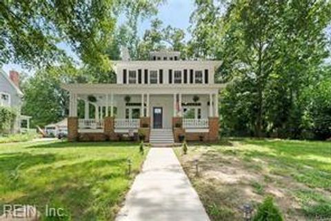 Photo of 1830 Westover Avenue, Petersburg, VA 23805 (MLS # 10622878)
