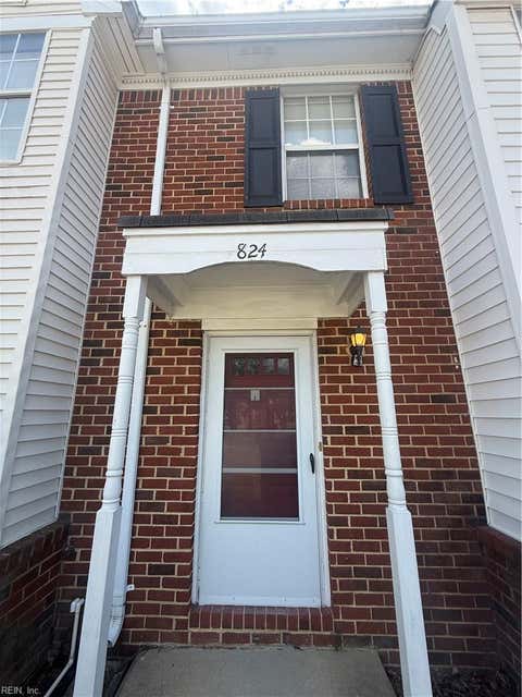 Photo of 824 Nottaway Drive, Chesapeake, VA 23320 (MLS # 10649581)