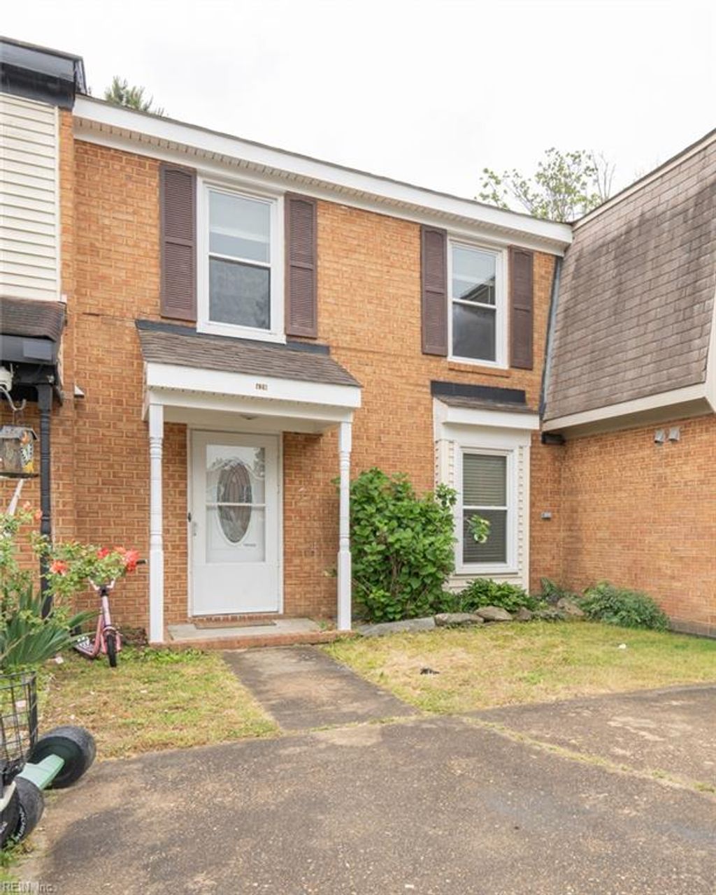 Photo of 420 Rennie Court, Virginia Beach, VA 23454 (MLS # 10632935)