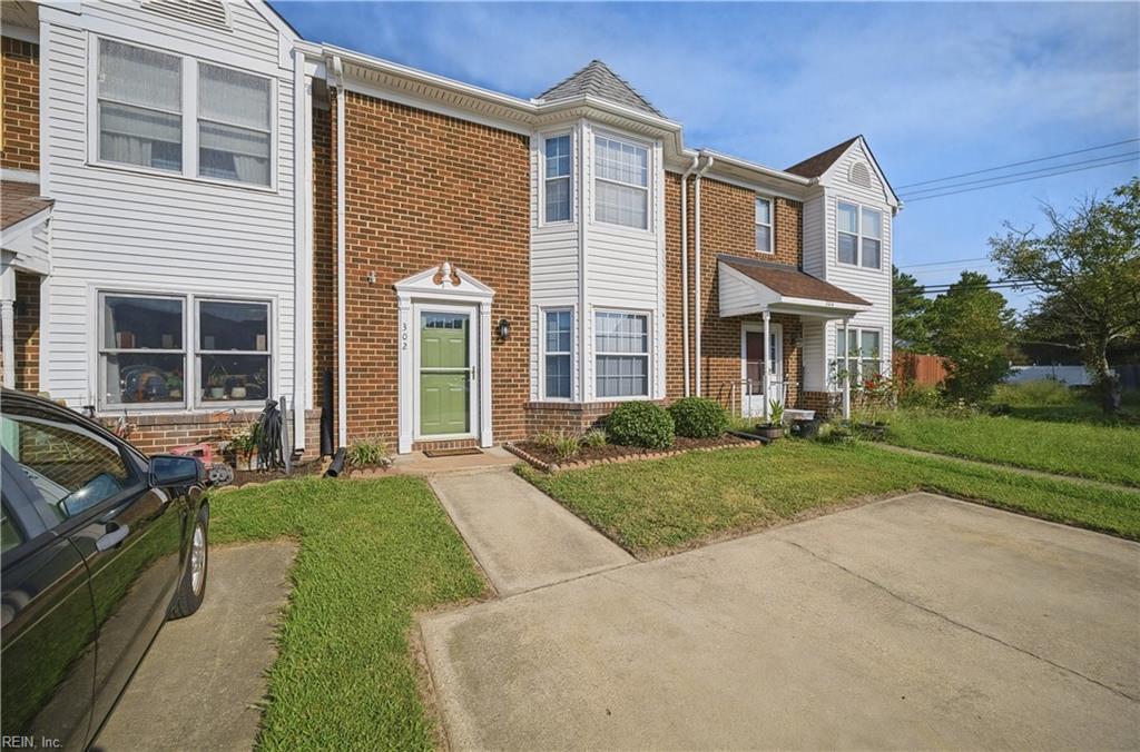 Photo of 302 Fairfax Terrace, Chesapeake, VA 23320 (MLS # 10654893)