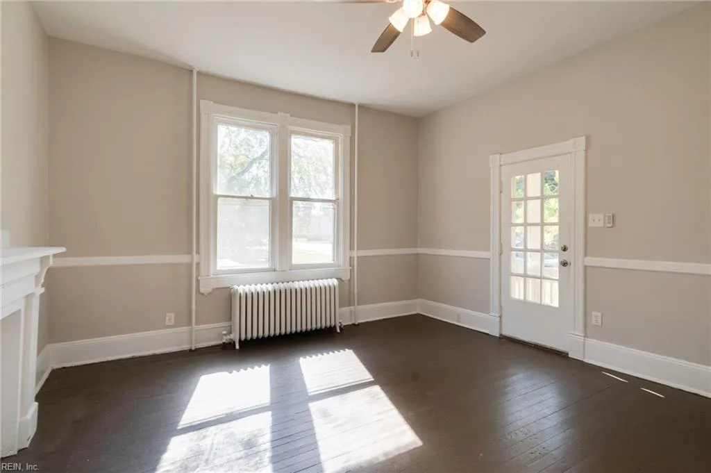 Hampton, Virginia 23669, United States, 1 Bedroom Bedrooms, ,1 BathroomBathrooms,Residential,Active,79471