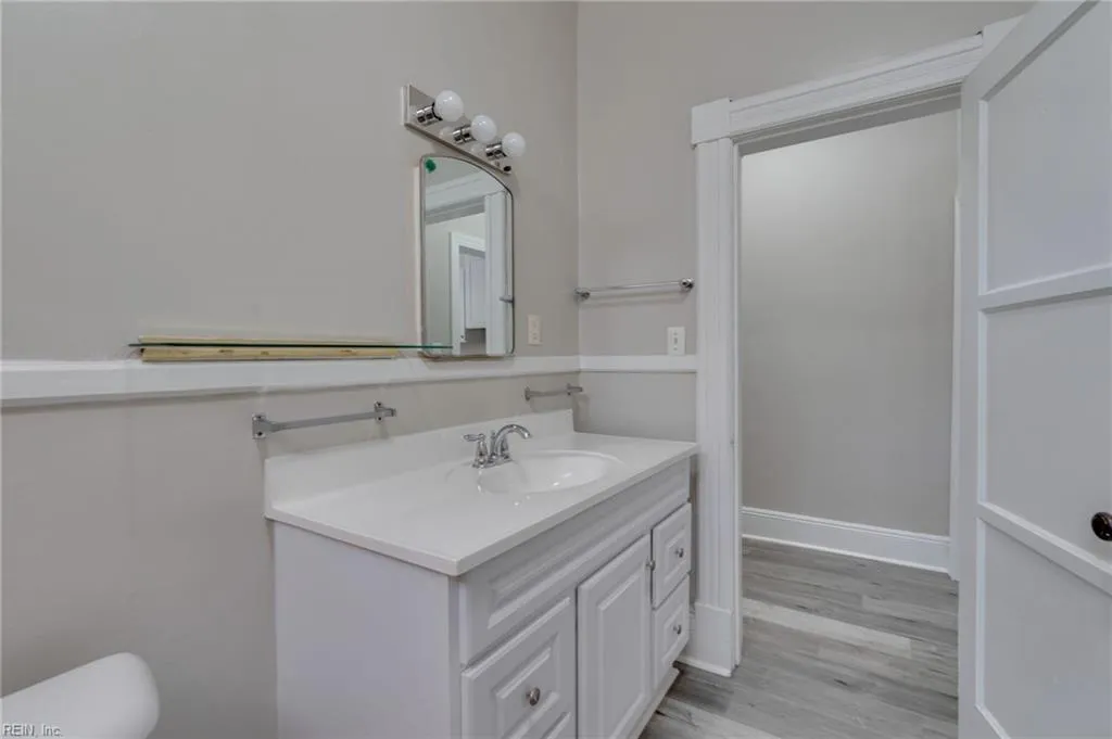 Hampton, Virginia 23669, United States, 1 Bedroom Bedrooms, ,1 BathroomBathrooms,Residential,Active,79471