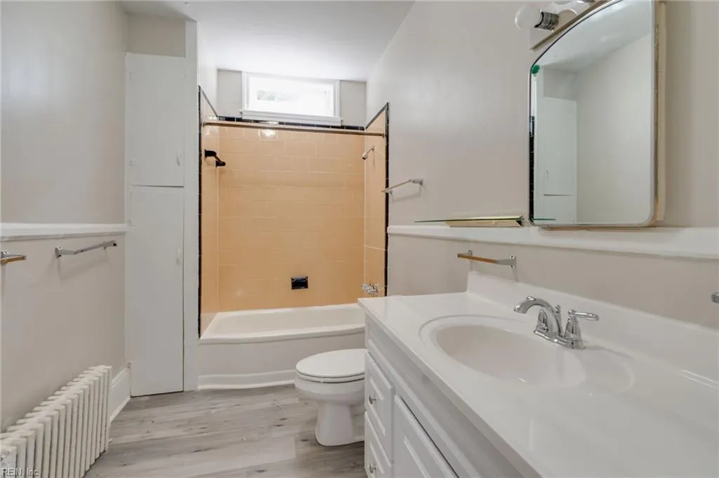 Hampton, Virginia 23669, United States, 1 Bedroom Bedrooms, ,1 BathroomBathrooms,Residential,Active,79471