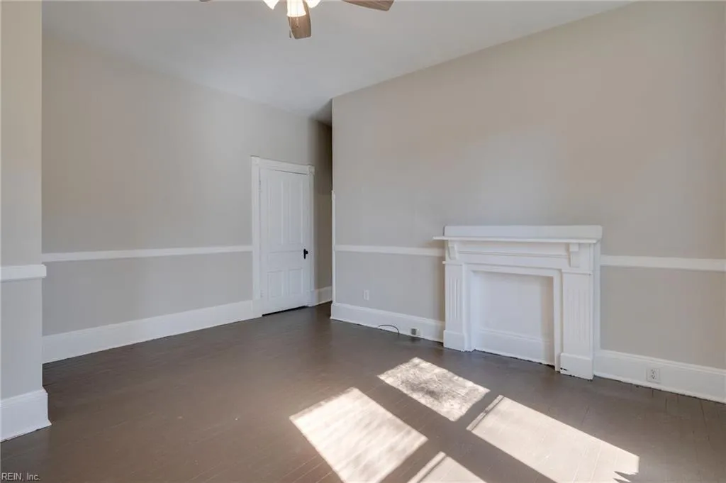 Hampton, Virginia 23669, United States, 1 Bedroom Bedrooms, ,1 BathroomBathrooms,Residential,Active,79471
