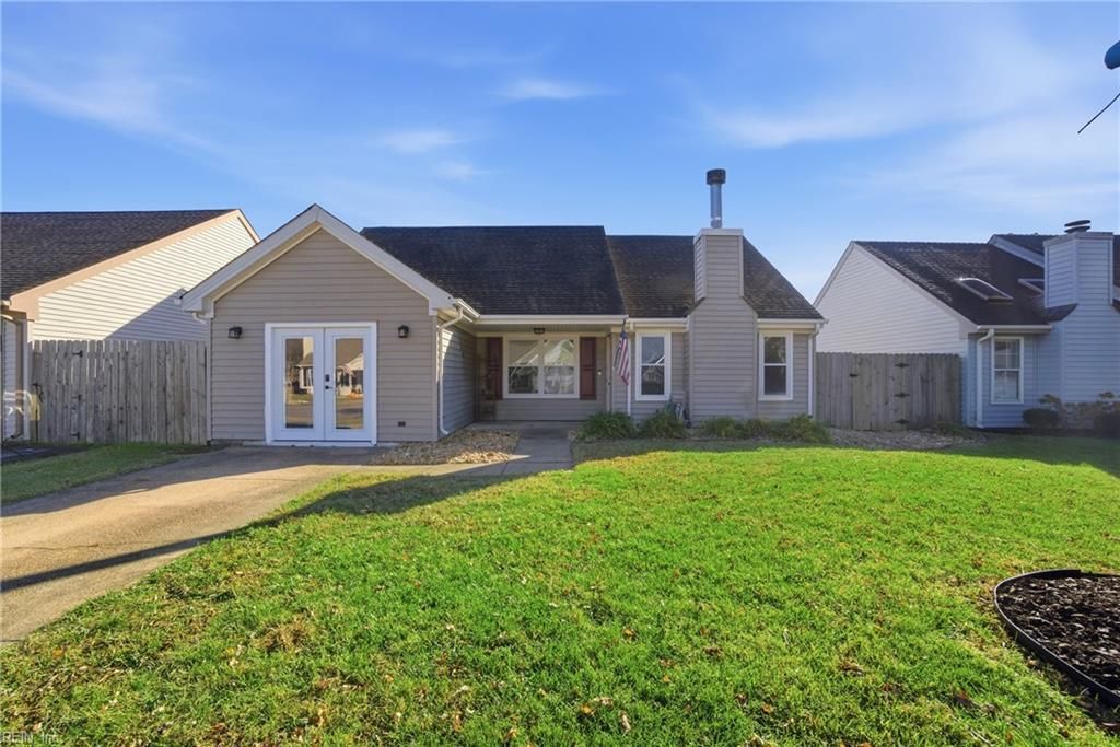 Photo of 2609 Hunters Run Trail, Virginia Beach, VA 23456 (MLS # 10609339)