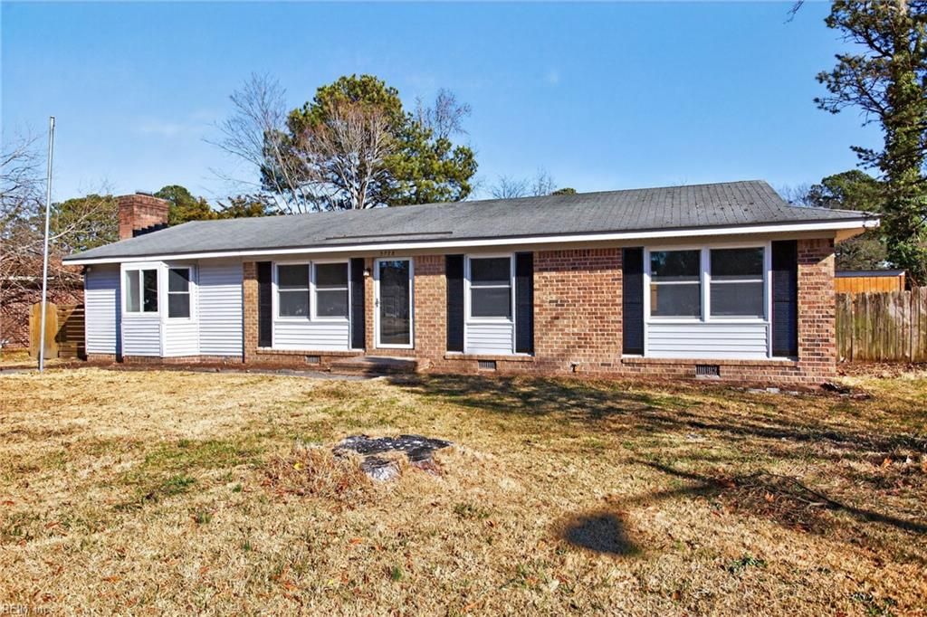 Photo of 3728 Cardinal Lane, Portsmouth, VA 23703 (MLS # 10617287)