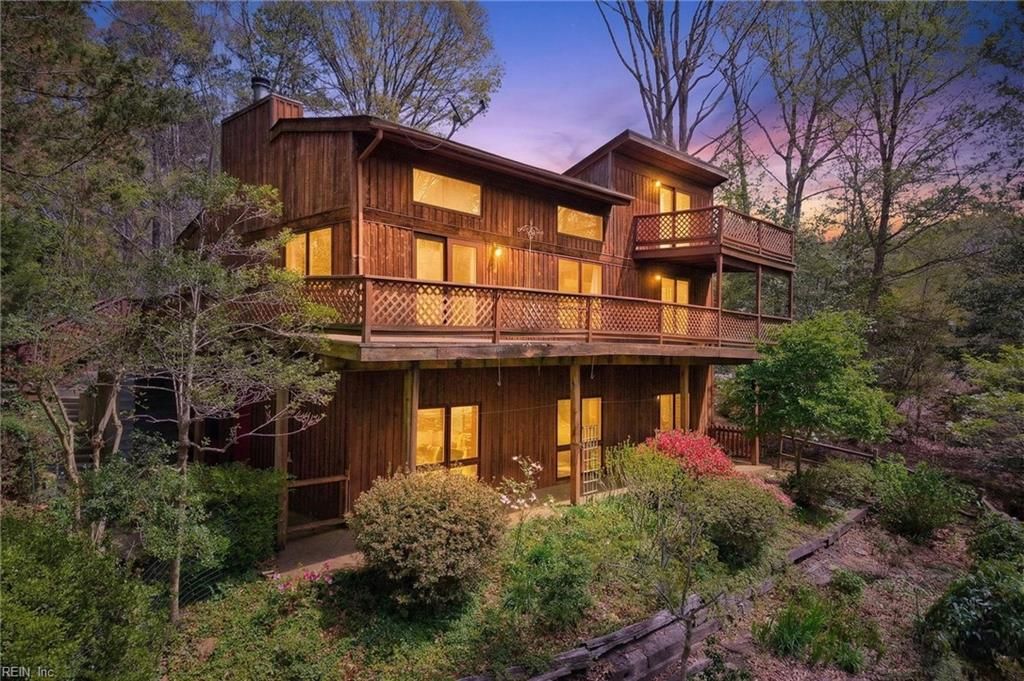 Photo of 117 Timberwood Drive, Williamsburg, VA 23188 (MLS # 10629663)