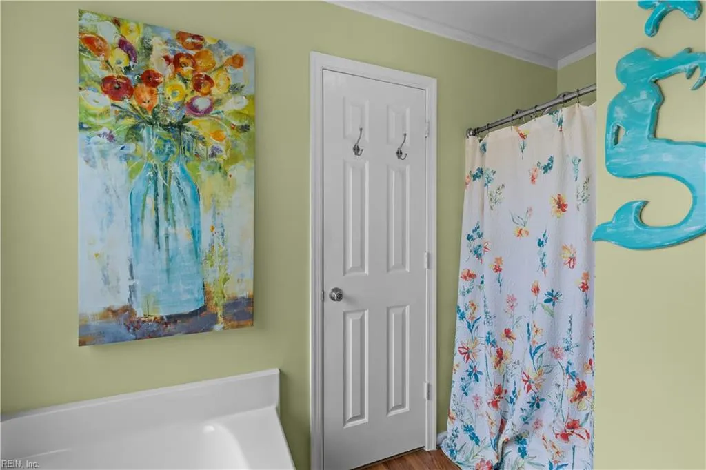 Virginia Beach, Virginia 23456, United States, 4 Bedrooms Bedrooms, ,3 BathroomsBathrooms,Residential,Active,188483