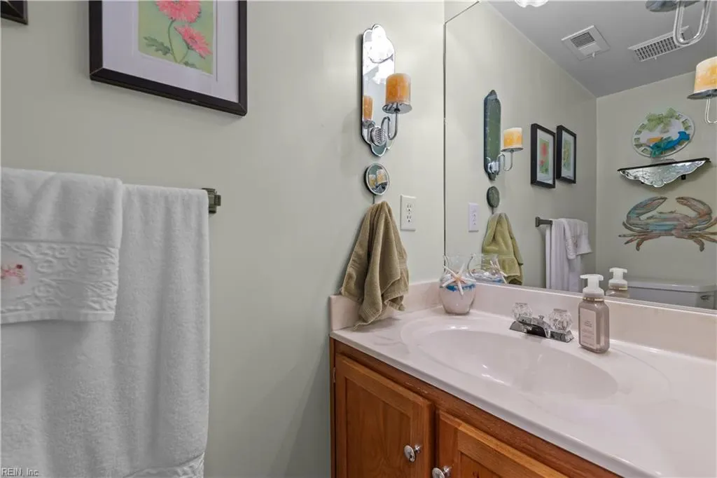 Virginia Beach, Virginia 23456, United States, 4 Bedrooms Bedrooms, ,3 BathroomsBathrooms,Residential,Active,188483