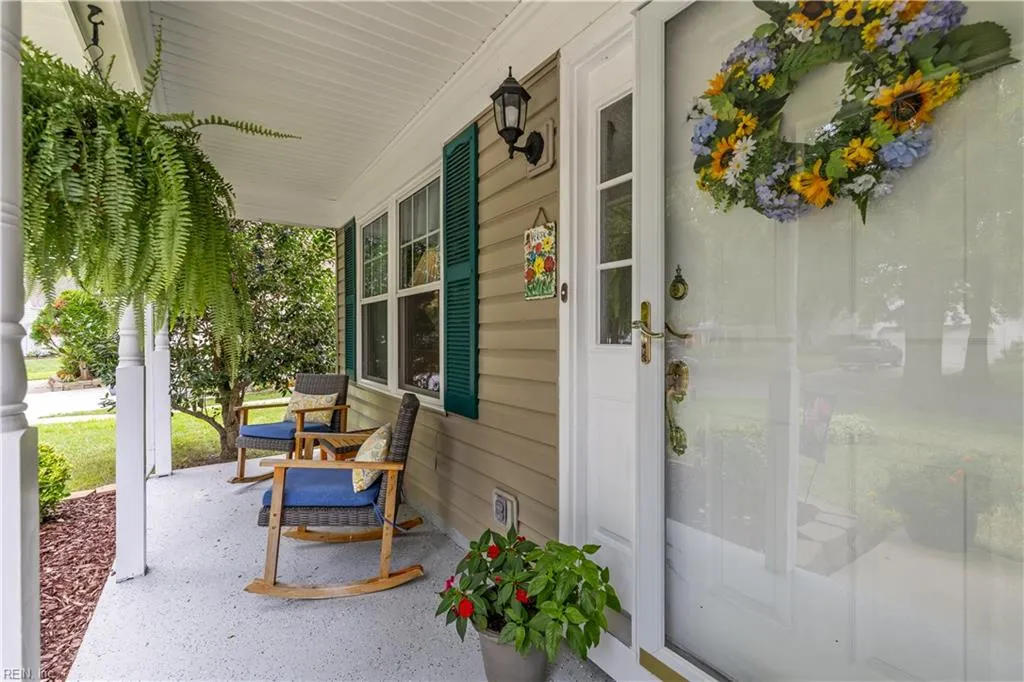 Virginia Beach, Virginia 23456, United States, 4 Bedrooms Bedrooms, ,3 BathroomsBathrooms,Residential,Active,188483