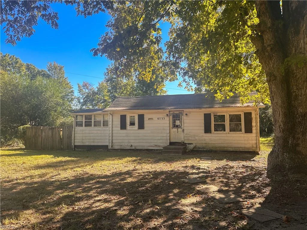 6733 Church Lane