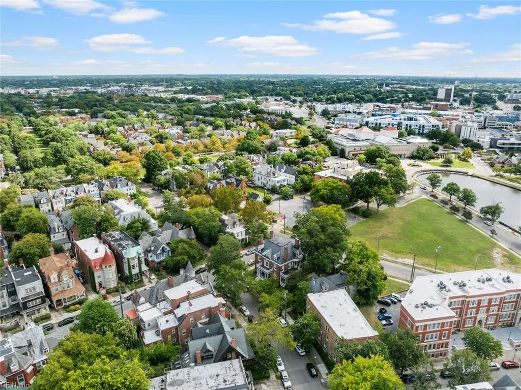 Norfolk, Virginia 23507, United States, 1 Bedroom Bedrooms, ,1 BathroomBathrooms,Residential,Active,201873