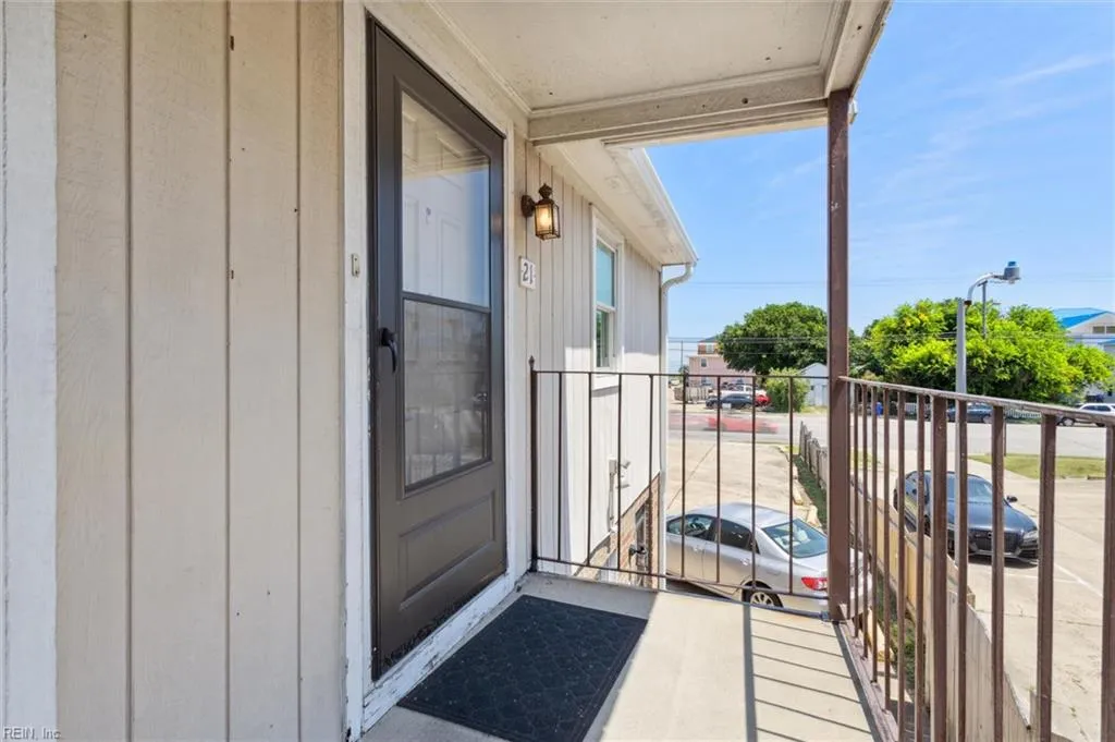 Norfolk, Virginia 23503, United States, 1 Bedroom Bedrooms, ,1 BathroomBathrooms,Residential,Active,179305