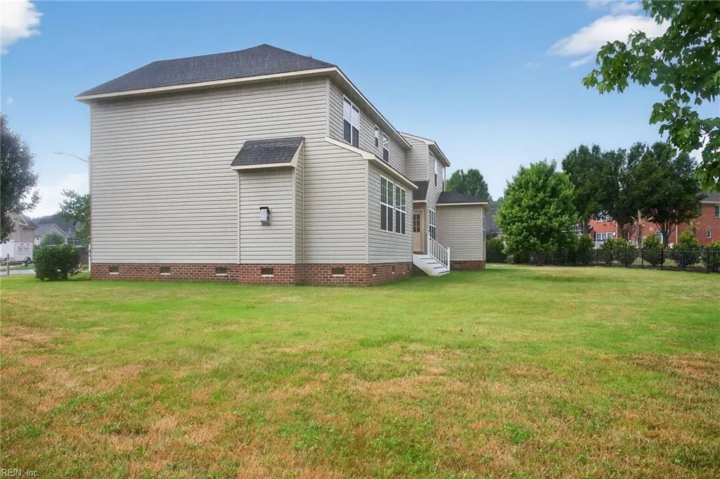 Chesapeake, Virginia 23322, United States, 5 Bedrooms Bedrooms, ,3 BathroomsBathrooms,Residential,Active,169871