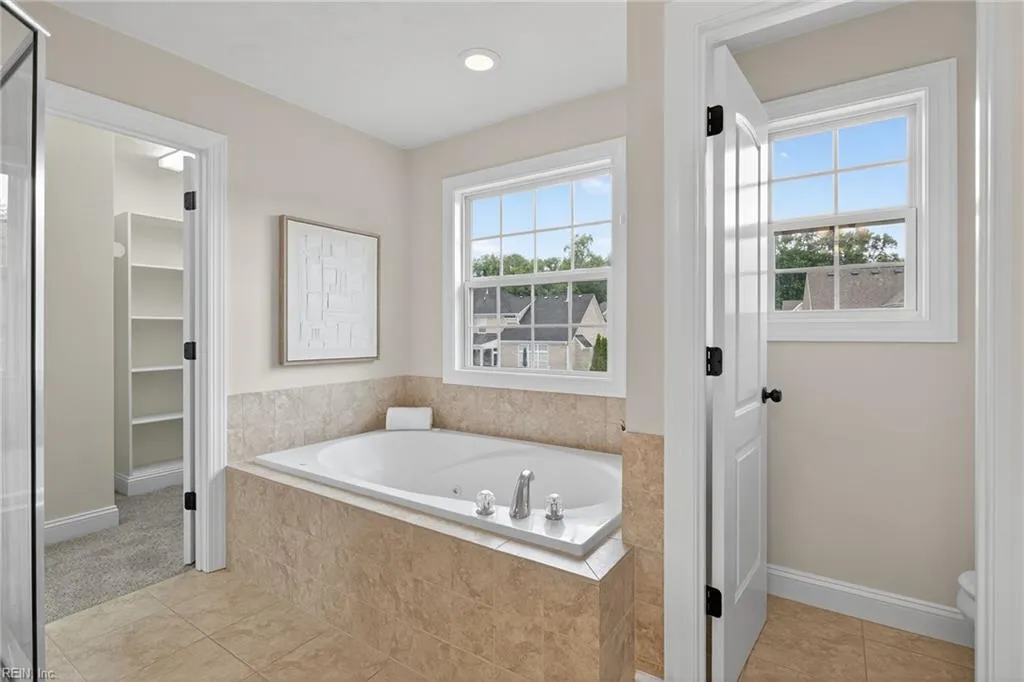 Chesapeake, Virginia 23322, United States, 5 Bedrooms Bedrooms, ,3 BathroomsBathrooms,Residential,Active,169871