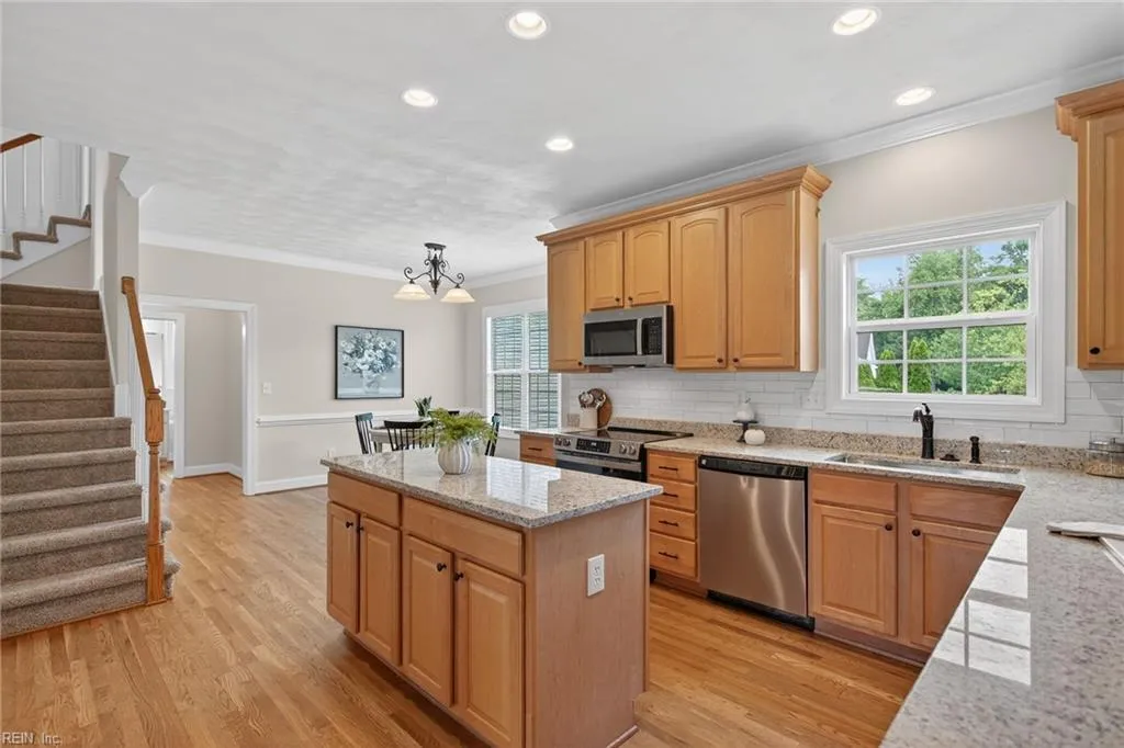 Chesapeake, Virginia 23322, United States, 5 Bedrooms Bedrooms, ,3 BathroomsBathrooms,Residential,Active,169871