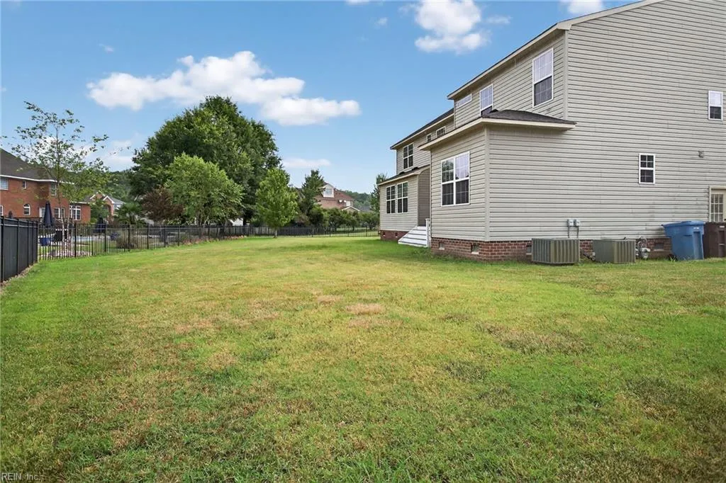 Chesapeake, Virginia 23322, United States, 5 Bedrooms Bedrooms, ,3 BathroomsBathrooms,Residential,Active,169871