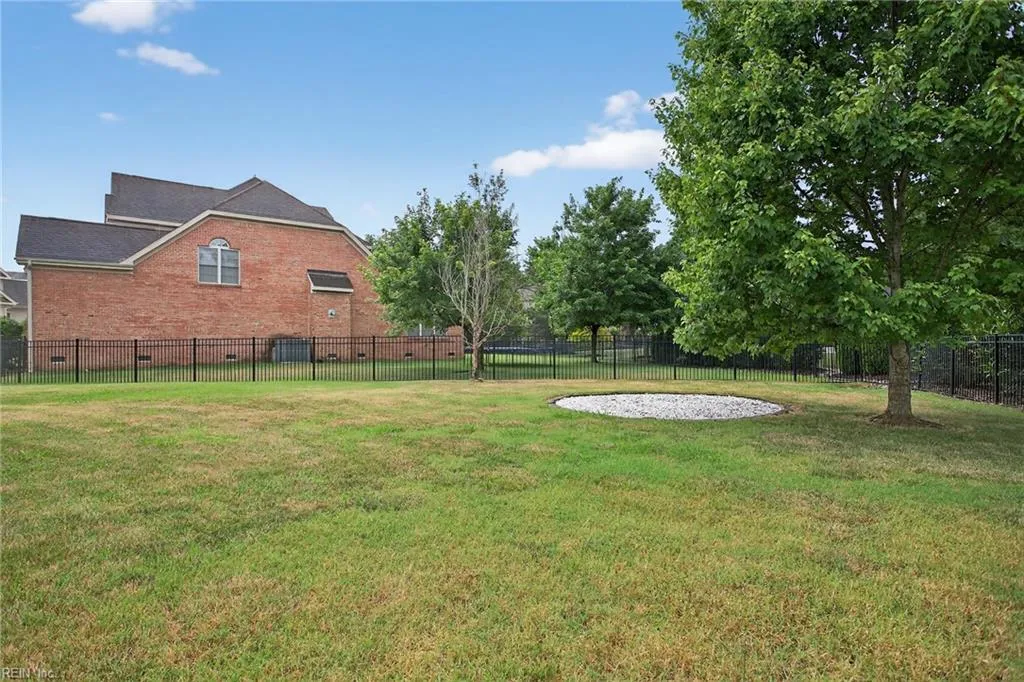 Chesapeake, Virginia 23322, United States, 5 Bedrooms Bedrooms, ,3 BathroomsBathrooms,Residential,Active,169871