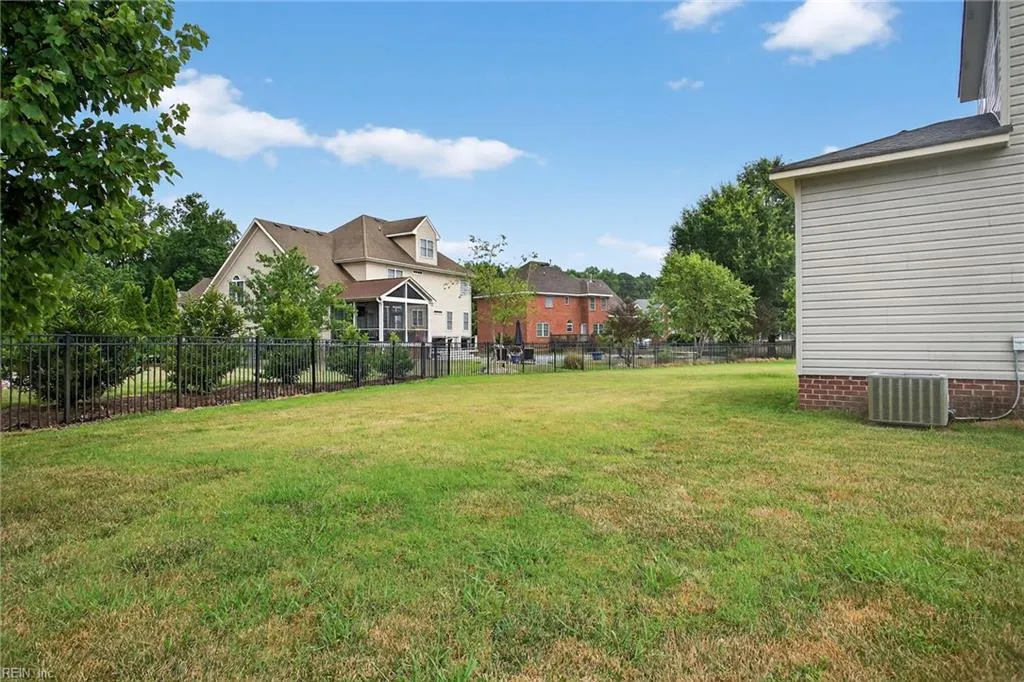 Chesapeake, Virginia 23322, United States, 5 Bedrooms Bedrooms, ,3 BathroomsBathrooms,Residential,Active,169871