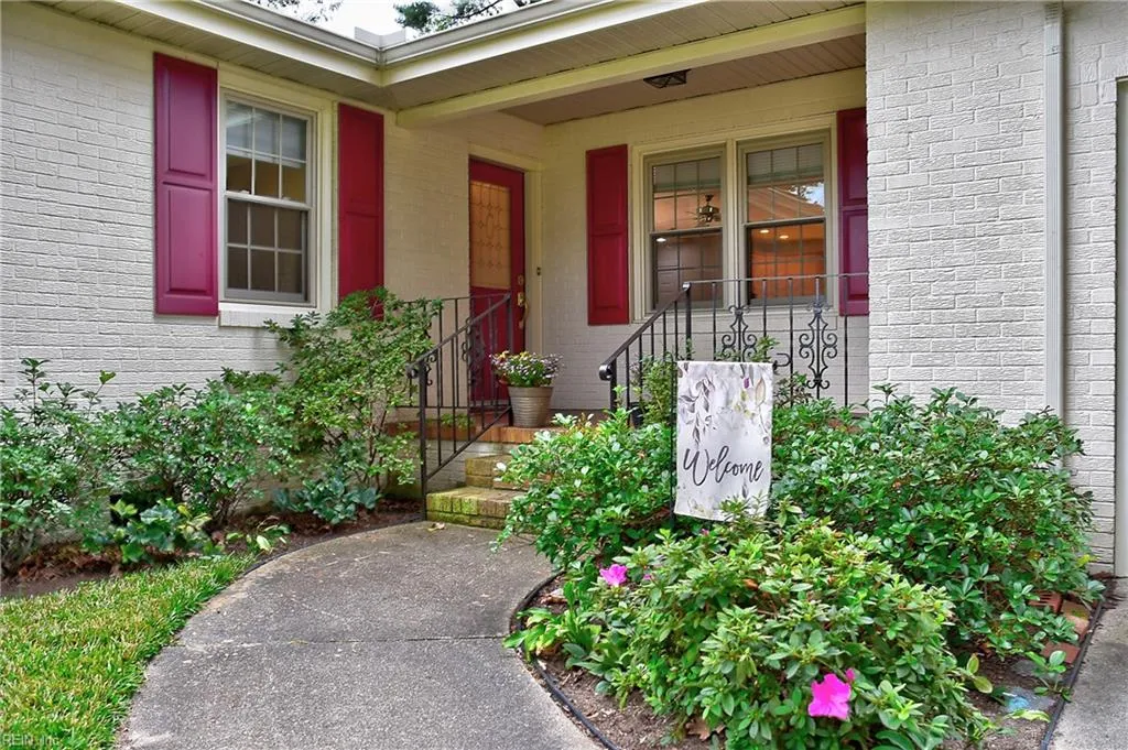 Virginia Beach, Virginia 23464, United States, 3 Bedrooms Bedrooms, ,3 BathroomsBathrooms,Residential,Active,225245