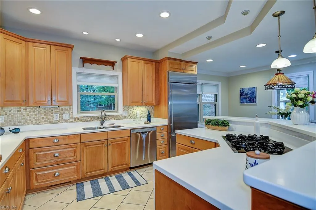 Virginia Beach, Virginia 23464, United States, 3 Bedrooms Bedrooms, ,3 BathroomsBathrooms,Residential,Active,225245