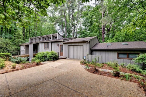 Photo for 609 Indian Springs CT