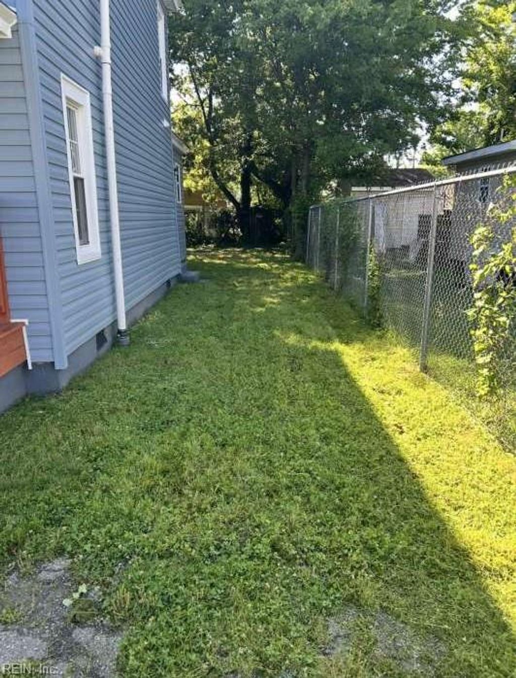 Photo of 206 Oak Street, Suffolk, VA 23434 (MLS # 10639368)