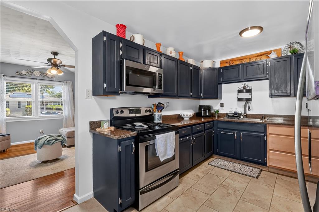 Photo of 8007 Glade Road, Norfolk, VA 23518 (MLS # 10657711)