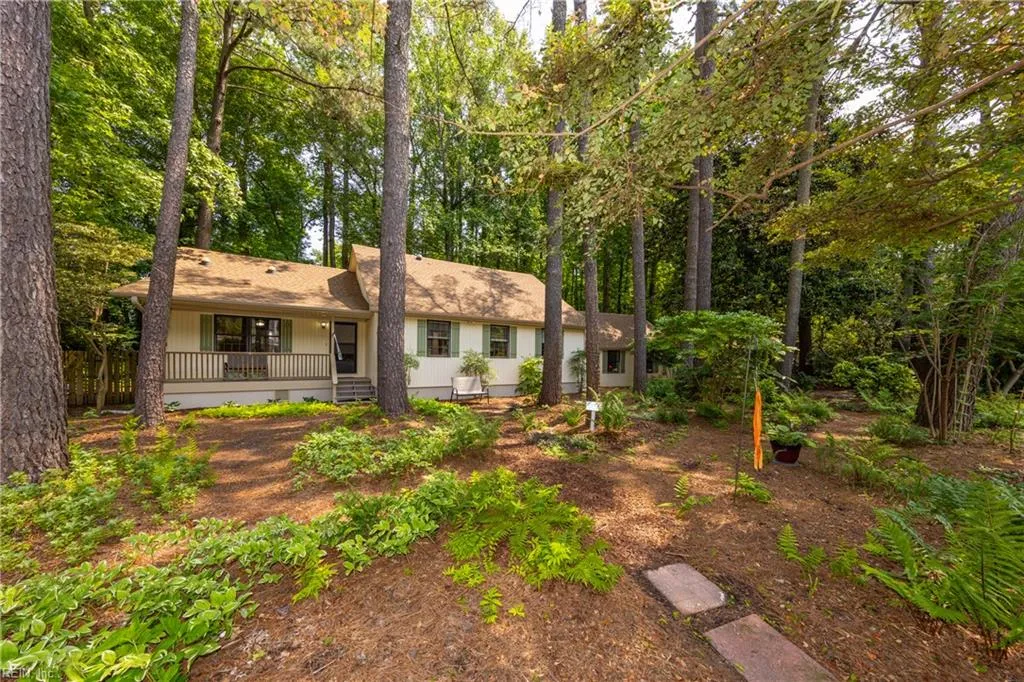 Virginia Beach, Virginia 23456, United States, 4 Bedrooms Bedrooms, ,3 BathroomsBathrooms,Residential,Pending,143569