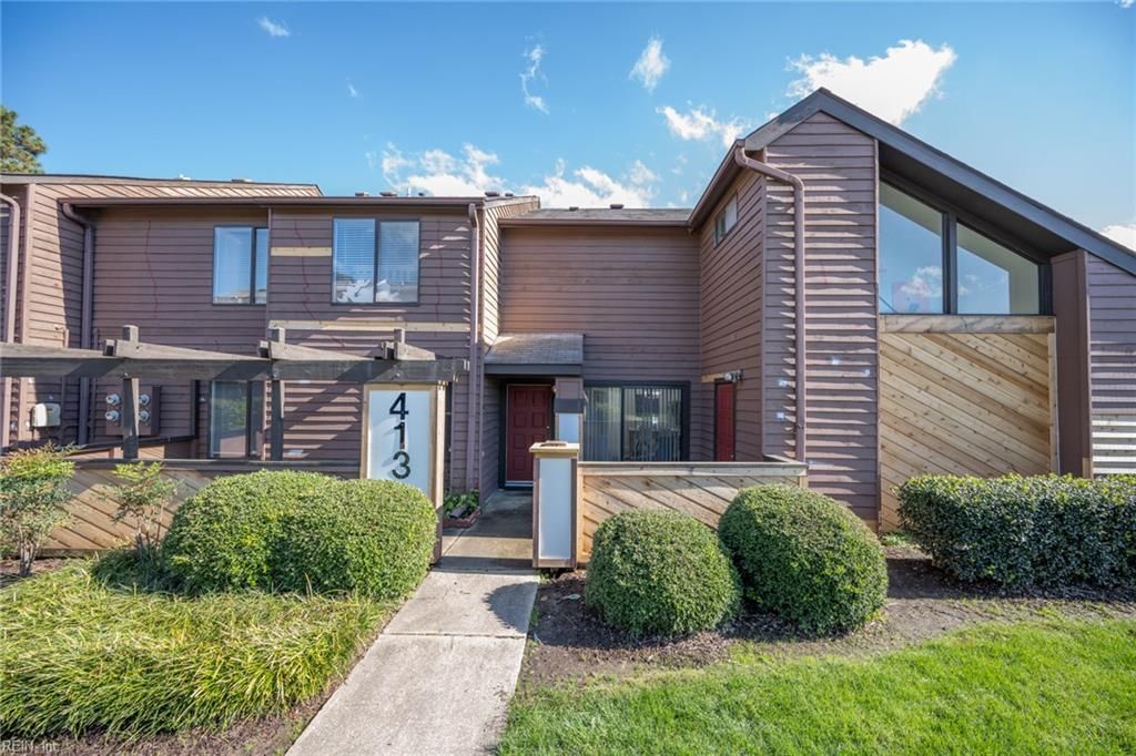 Photo of 413 Turnbridge Close, Virginia Beach, VA 23452 (MLS # 10608484)