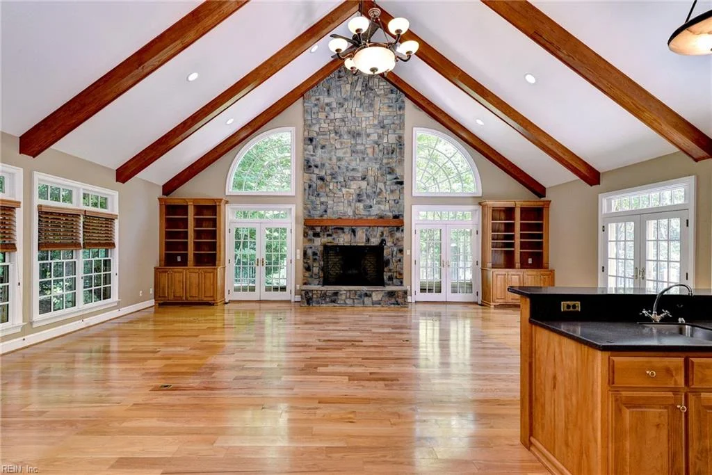 7 Bayberry Lane