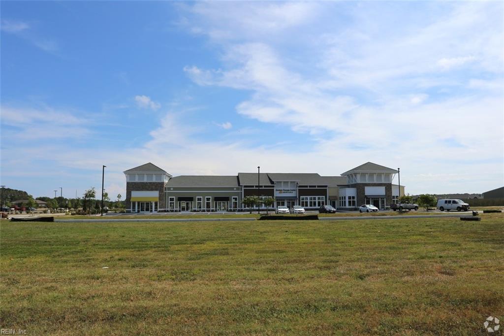2090 Princess Anne RD 100