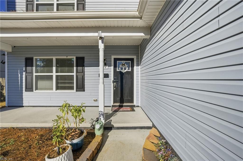 Photo of 604 Palmer Turn, Norfolk, VA 23505 (MLS # 10613251)