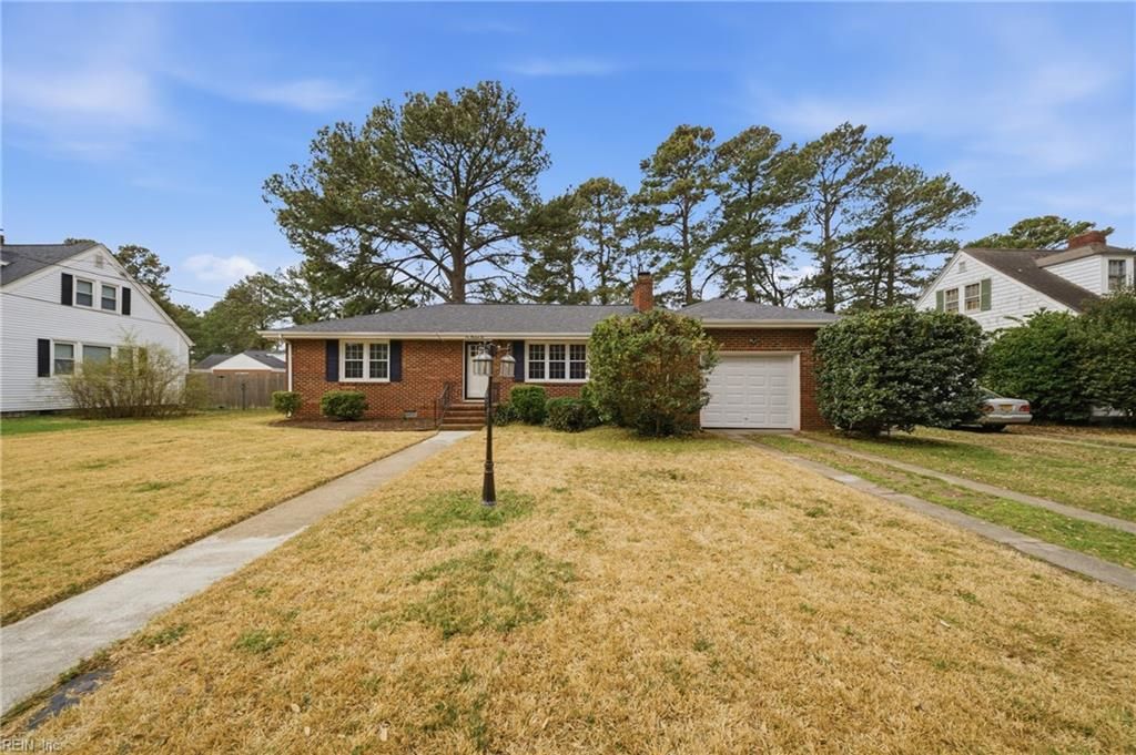 Photo of 106 Porter Road, Portsmouth, VA 23707 (MLS # 10625636)