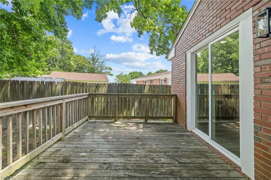 Chesapeake, Virginia 23325, United States, 3 Bedrooms Bedrooms, ,2 BathroomsBathrooms,Residential,Pending,150061