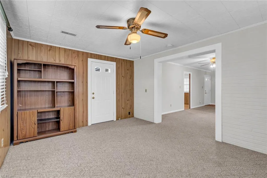 Hampton, Virginia 23664, United States, 3 Bedrooms Bedrooms, ,2 BathroomsBathrooms,Residential,Active,251722