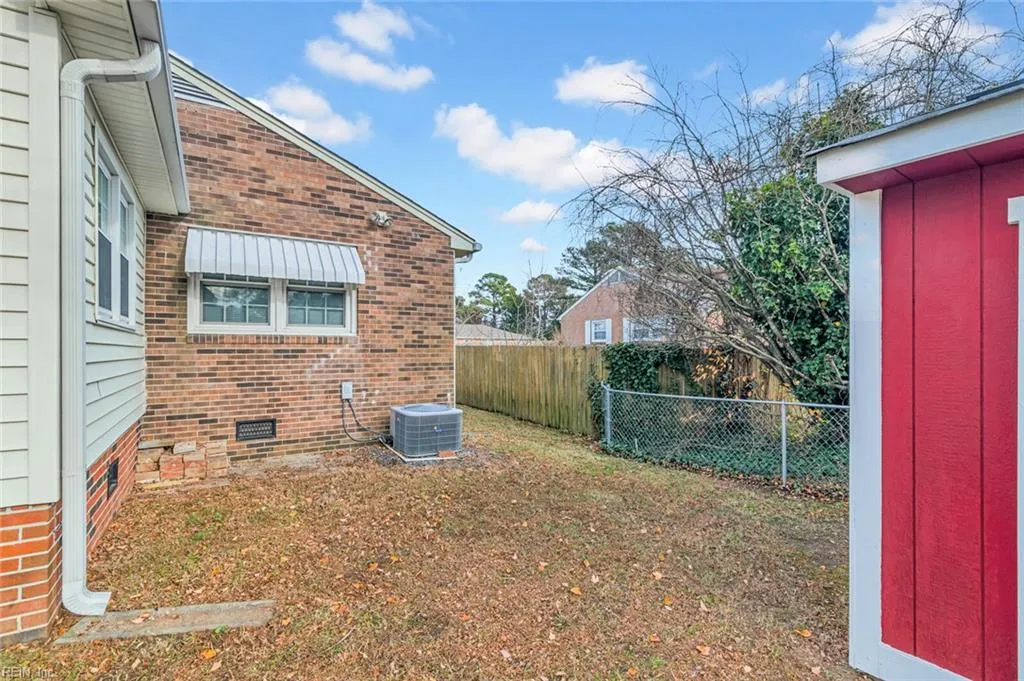 Hampton, Virginia 23664, United States, 3 Bedrooms Bedrooms, ,2 BathroomsBathrooms,Residential,Active,251722