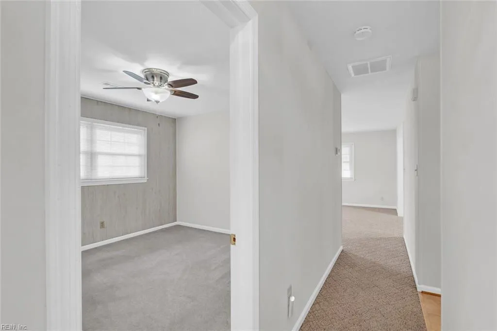 Hampton, Virginia 23664, United States, 3 Bedrooms Bedrooms, ,2 BathroomsBathrooms,Residential,Active,251722