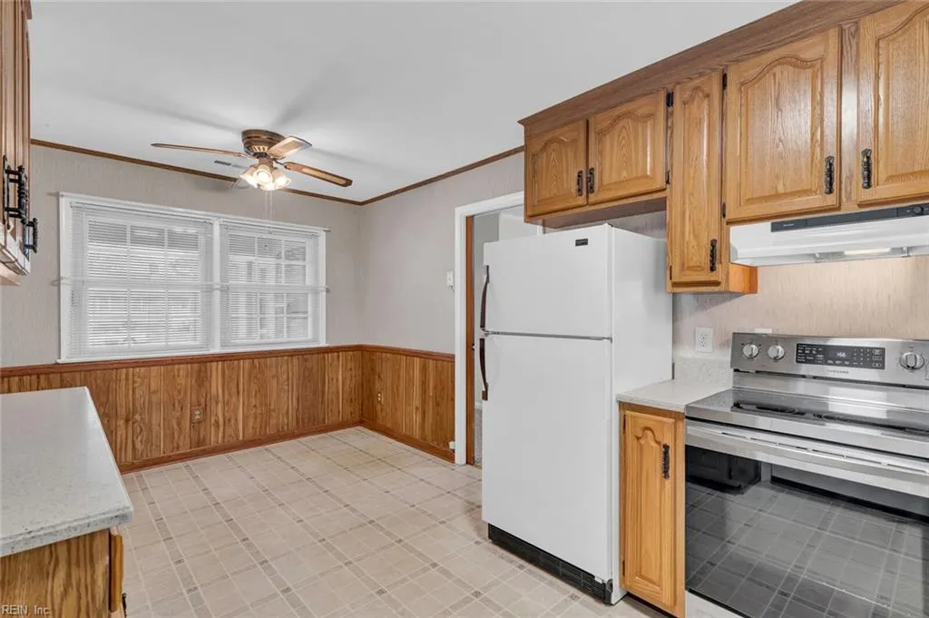 Hampton, Virginia 23664, United States, 3 Bedrooms Bedrooms, ,2 BathroomsBathrooms,Residential,Active,251722