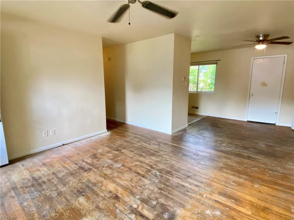 Virginia Beach, Virginia 23452, United States, 3 Bedrooms Bedrooms, ,1 BathroomBathrooms,Residential,Active,168533