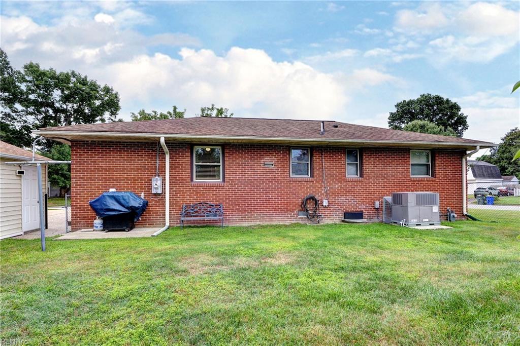 104 Kingwood DR