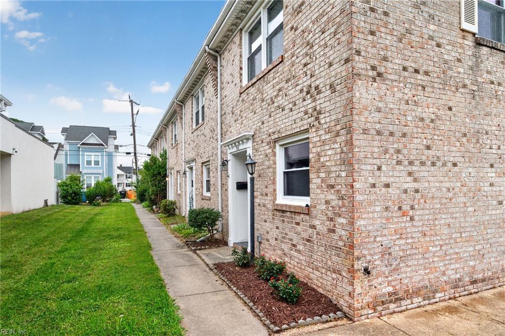 Photo of 409 25th Street #106, Virginia Beach, VA 23451 (MLS # 10643418)