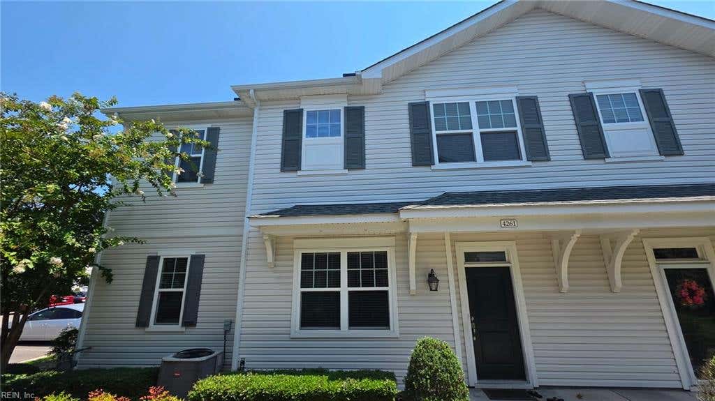 Photo of 4261 Turnworth Arch, Virginia Beach, VA 23456 (MLS # 10649223)