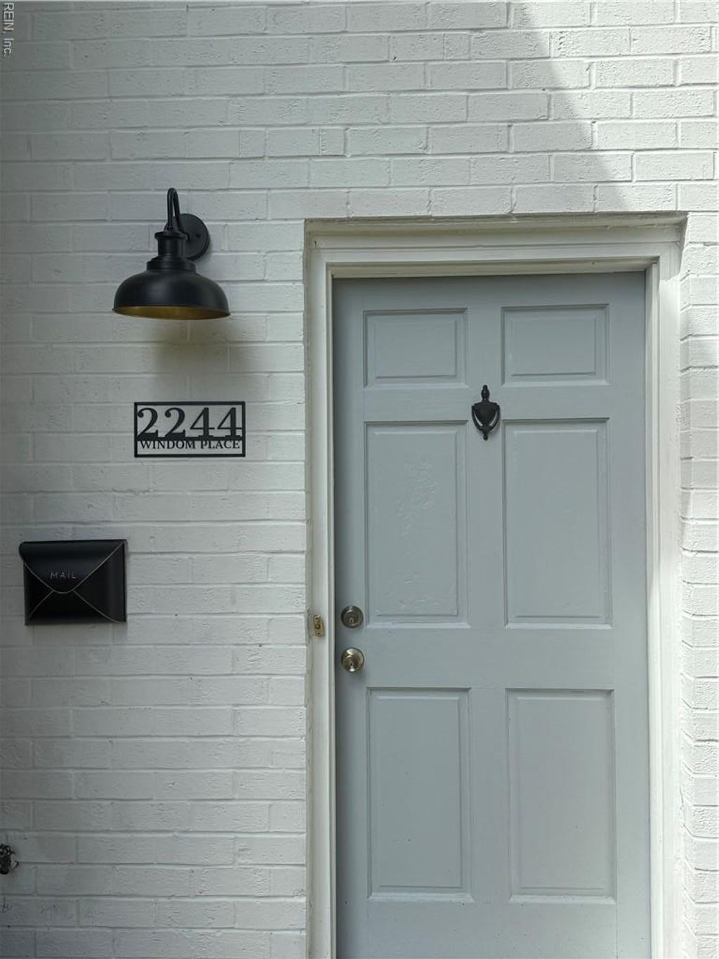 Photo of 2244 Windom Place, Virginia Beach, VA 23454 (MLS # 10604898)