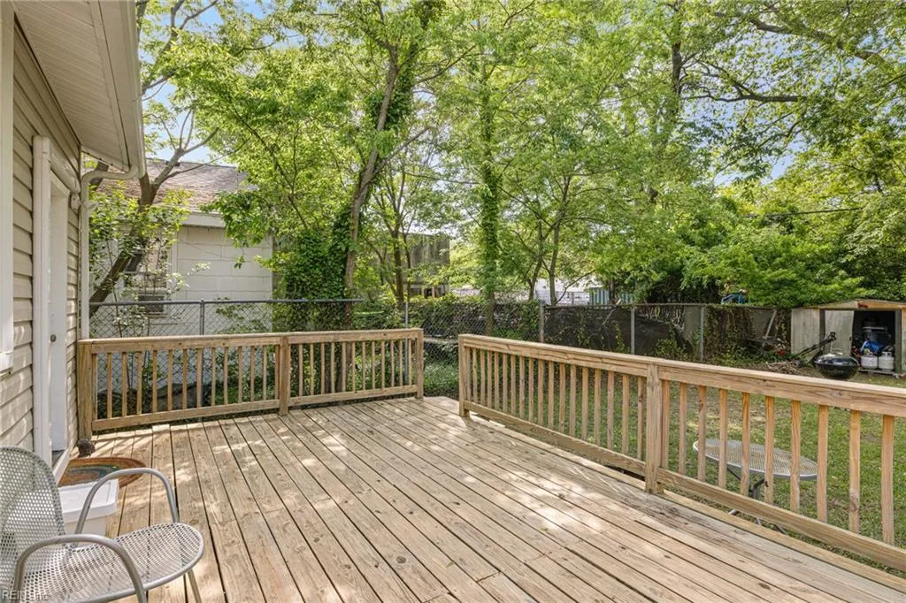 Norfolk, Virginia 23508, United States, 3 Bedrooms Bedrooms, ,2 BathroomsBathrooms,Residential,Pending,120502